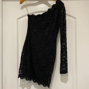 Windsor Lace One Shoulder Mini Dress size XS